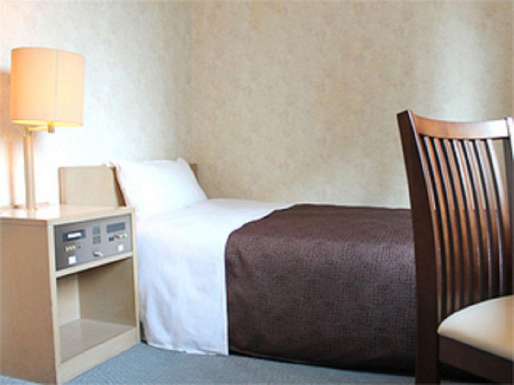 HOTEL LiVEMAX BUDGET Fuchu Exterior foto